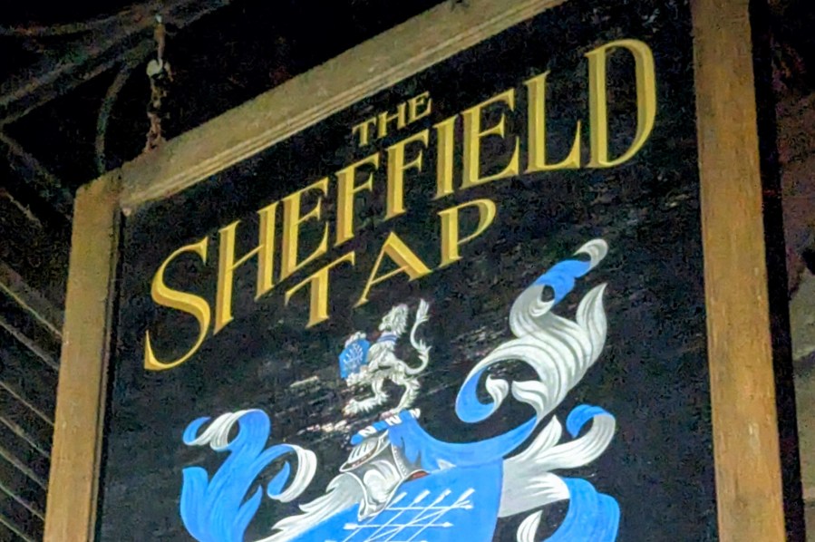 PLATFORM 1b, SHEFFIELD&nbsp;STATION