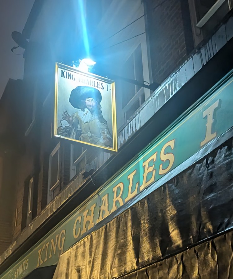 TOP PUBS FOR WHEN YOU’RE STUCK AT KING’S CROSS FOR HALF AN HOUR. No. 2 – THE KING CHARLES&nbsp;I